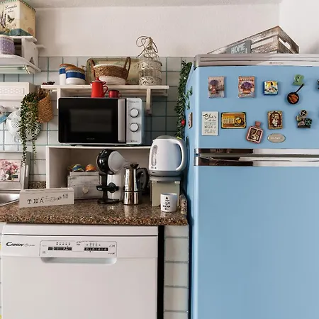 Sa Dommo De Luigi Daire *