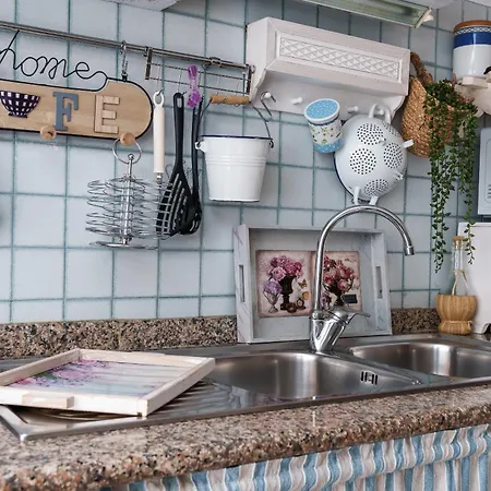 Sa Dommo De Luigi Orosei